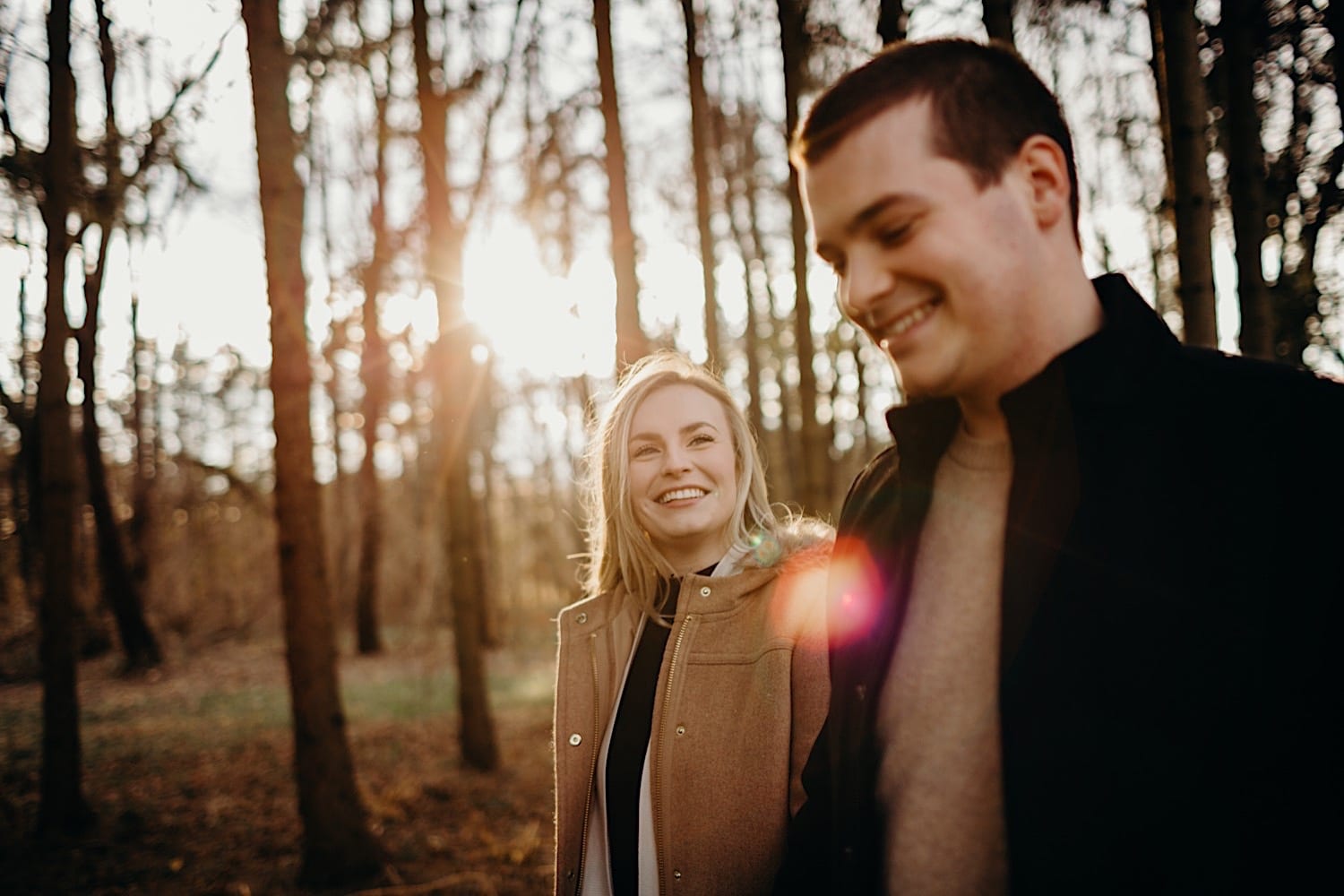 sunset engagement photos at overlook park in lancaster pa