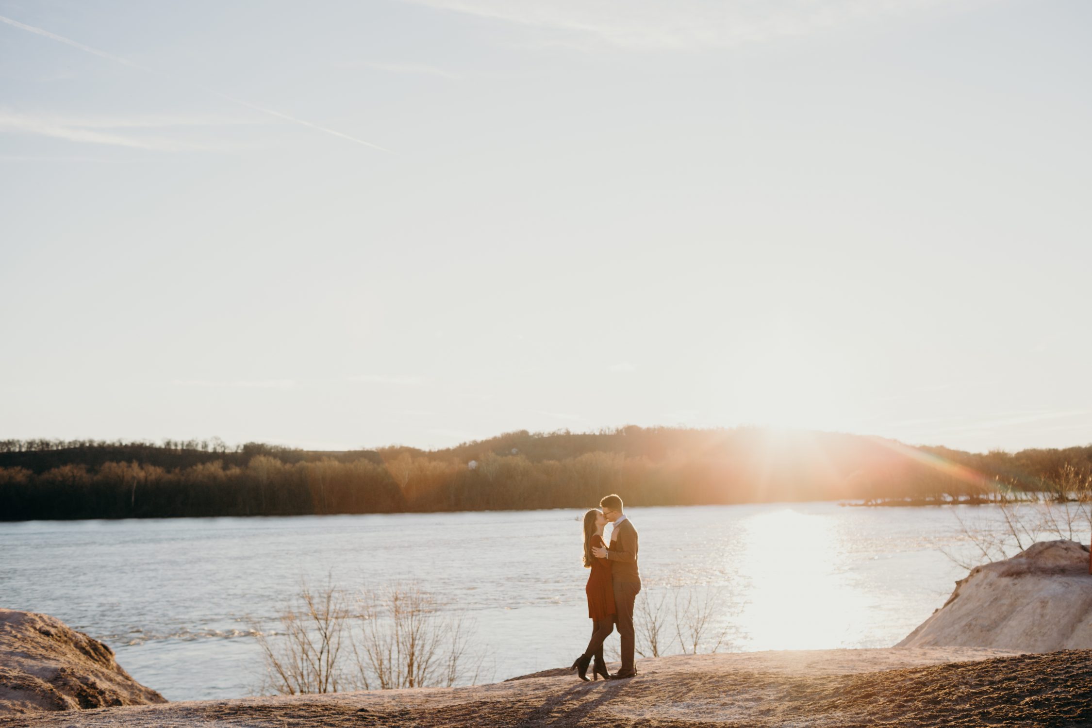 sunset engagement photos at white cliffs of conoy