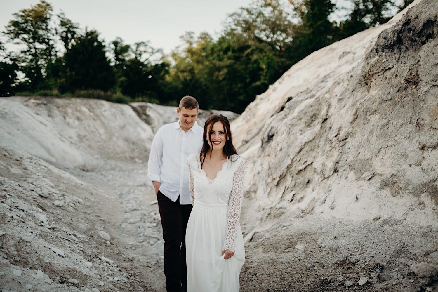 white cliffs of conoy sunset engagement session